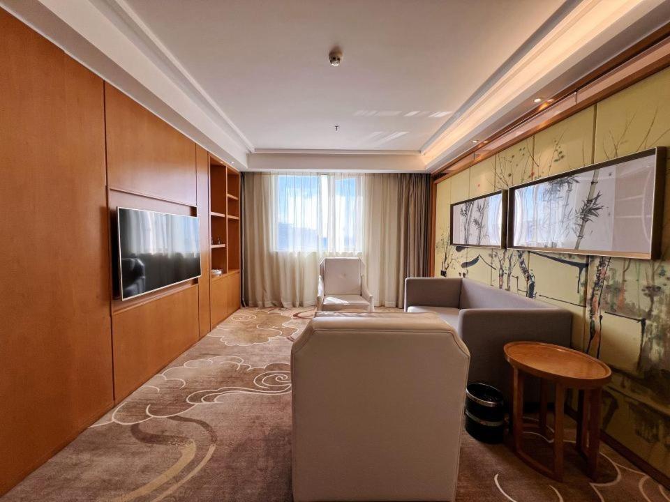 Menshine Gloria Plaza Hotel Shantou Eksteriør bilde